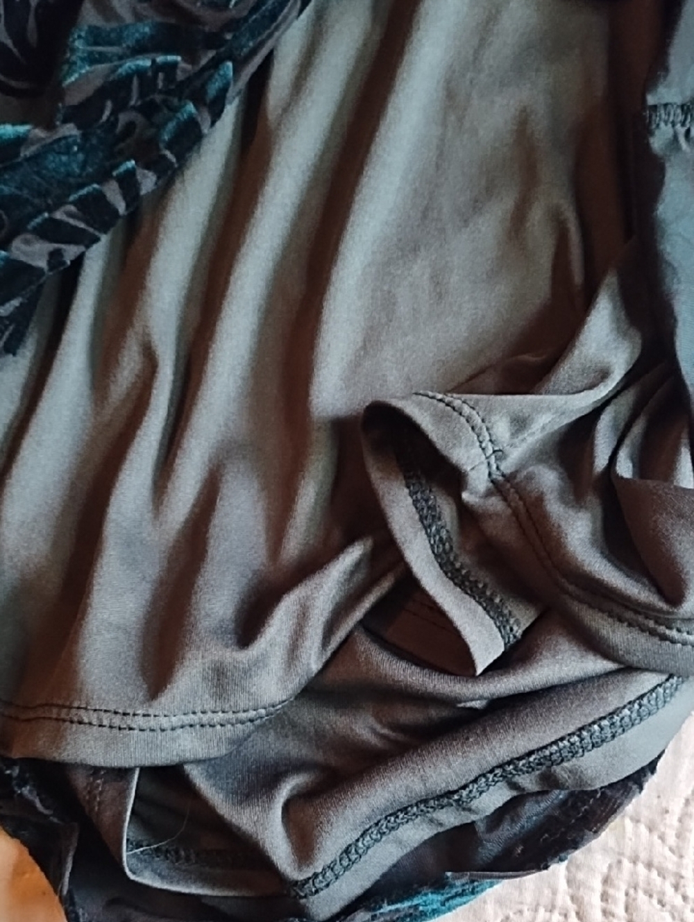 Women's Black Velvet Burnout Short Sleeve Top with Back Tie Detail Small, EUC. - Picture 9 of 12